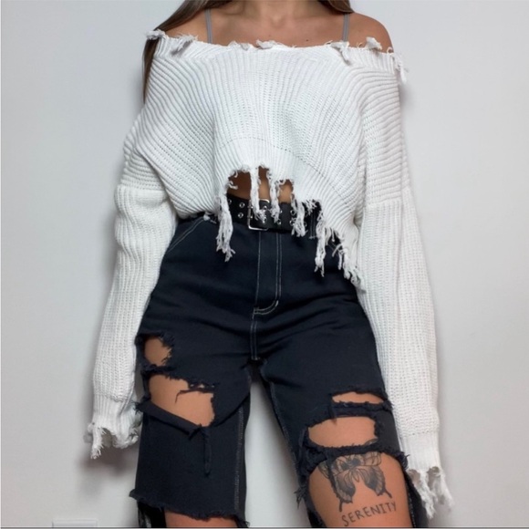 Distressed cropped white off shoulder Sweater - Picture 3 of 6